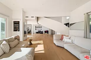 7868 Electra Dr, Los Angeles, CA 90046 - Photo 6