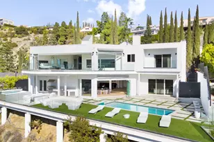 7868 Electra Dr, Los Angeles, CA 90046 - Photo 1