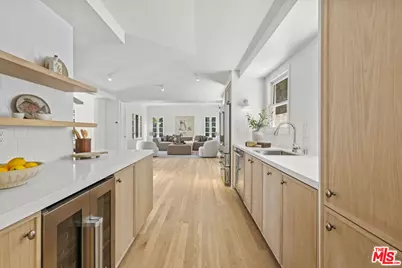 736 S Cloverdale Ave, Los Angeles, CA 90036 - Photo 14