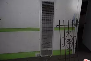 1563 E 108th St, Los Angeles, CA 90059 - Photo 32