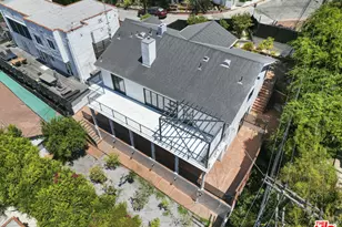 6002 Graciosa Dr, Los Angeles, CA 90068 - Photo 2