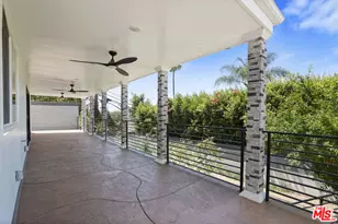 6002 Graciosa Dr, Los Angeles, CA 90068 - Photo 10
