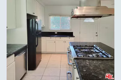 25353 Oak St, Lomita, CA 90717 - Photo 8