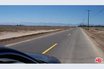 62 E & Ave E-4, Lancaster, CA 93536 - Photo 4