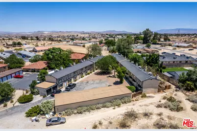 16221 Vasquez Ave, Victorville, CA 92394 - Photo 22