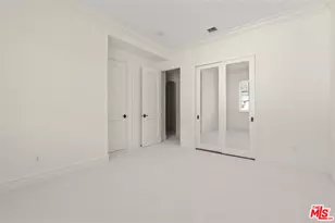 3697 Benedict Canyon Ln, Sherman Oaks, CA 91423 - Photo 44