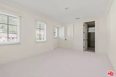 3697 Benedict Canyon Ln, Sherman Oaks, CA 91423 - Photo 48