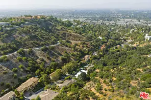 3697 Benedict Canyon Ln, Sherman Oaks, CA 91423 - Photo 68