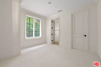3697 Benedict Canyon Ln, Sherman Oaks, CA 91423 - Photo 42