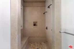 3697 Benedict Canyon Ln, Sherman Oaks, CA 91423 - Photo 18