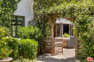 3099 Mandeville Canyon Rd, Los Angeles, CA 90049 - Photo 18