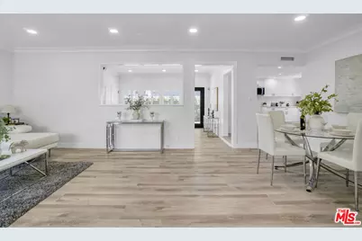 11703 Atkinson Ave, Hawthorne, CA 90250 - Photo 6