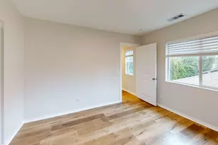 15031 Hartland St, Van Nuys, CA 91405 - Photo 22