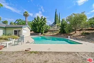 13926 Lakeside St, Sylmar, CA 91342 - Photo 1