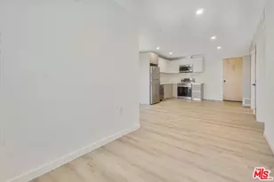 10918 Camarillo St, North Hollywood, CA 91603 - Photo 36
