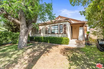 5454 Aura Ave, Tarzana, CA 91356 - Photo 12