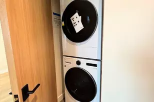 900 W Olympic Blvd, Los Angeles, CA 90015 - Photo 32