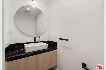 1123 S Shenandoah St #101, Los Angeles, CA 90035 - Photo 12