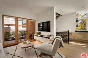 1033 N Vista St, West Hollywood, CA 90046 - Photo 2