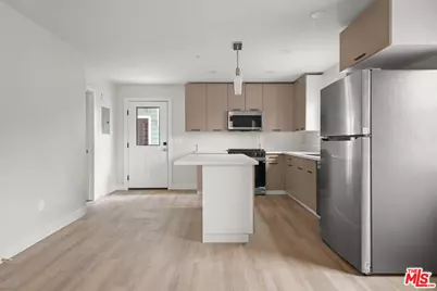 1317 Punta Gorda #3, Santa Barbara, CA 93103 - Photo 6