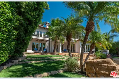 9928 Toluca Lake Ave, Toluca Lake, CA 91602 - Photo 60