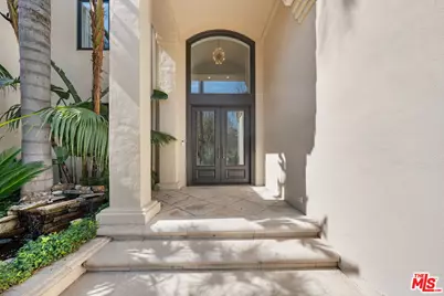 4730 Azucena Rd, Woodland Hills, CA 91364 - Photo 1