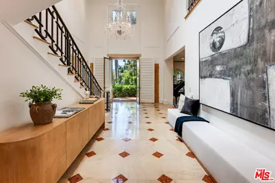 812 N Bedford Dr, Beverly Hills, CA 90210 - Photo 4