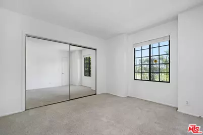 2519 Kansas Ave #107, Santa Monica, CA 90404 - Photo 28
