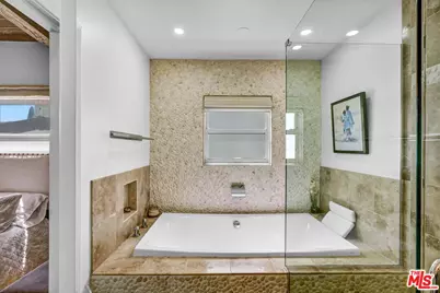 265 Redlands St, Playa del Rey, CA 90293 - Photo 12