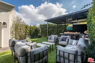 2209 Banyan Dr, Los Angeles, CA 90049 - Photo 40