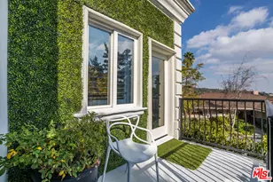2209 Banyan Dr, Los Angeles, CA 90049 - Photo 14