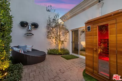 2209 Banyan Dr, Los Angeles, CA 90049 - Photo 46
