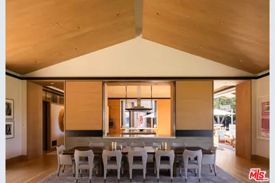 859 Woodacres Rd, Santa Monica, CA 90402 - Photo 12