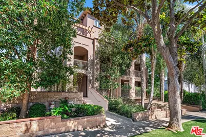 1248 N Laurel Ave #103, West Hollywood, CA 90046 - Photo 1
