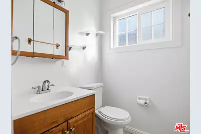 401 E Darlan St, Gardena, CA 90248 - Photo 28