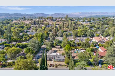 23357 Hatteras St, Woodland Hills, CA 91367 - Photo 8