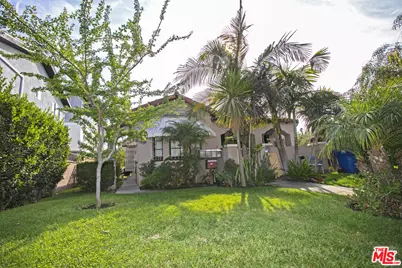 820 W 80th St, Los Angeles, CA 90044 - Photo 1