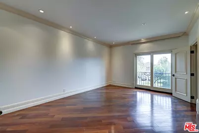 209 S Anita Ave, Los Angeles, CA 90049 - Photo 30