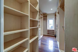209 S Anita Ave, Los Angeles, CA 90049 - Photo 40