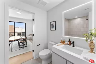 904 S New Hampshire Ave, Los Angeles, CA 90006 - Photo 22