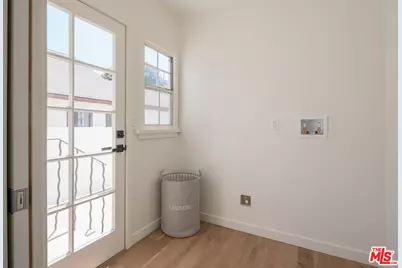 1826 W 78th St, Los Angeles, CA 90047 - Photo 20