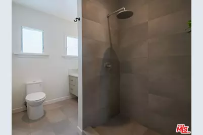 1826 W 78th St, Los Angeles, CA 90047 - Photo 26
