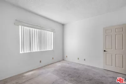 424 S Westmoreland Ave #210, Los Angeles, CA 90020 - Photo 28