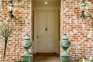 601 Woodruff Ave, Los Angeles, CA 90024 - Photo 2