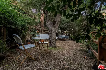 2180 Laurel Canyon Blvd, Los Angeles, CA 90046 - Photo 18