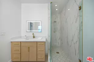 832 S Plymouth Blvd, Los Angeles, CA 90005 - Photo 22