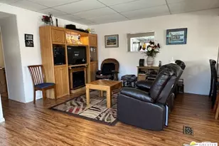 10 Hayes St, Cathedral City, CA 92234 - Photo 2