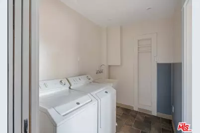 6435 Madden Ave, Los Angeles, CA 90043 - Photo 12