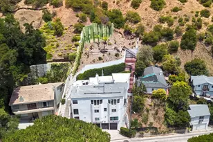 1754 Franklin Canyon Dr, Beverly Hills, CA 90210 - Photo 70