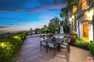 12145 Summit Ct, Beverly Hills, CA 90210 - Photo 60